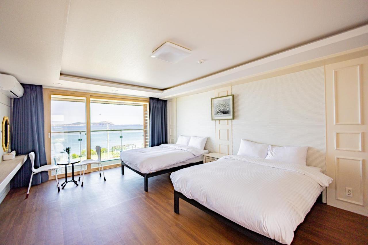 Jeju Arumdaun Resort Sihung-ni Exterior photo