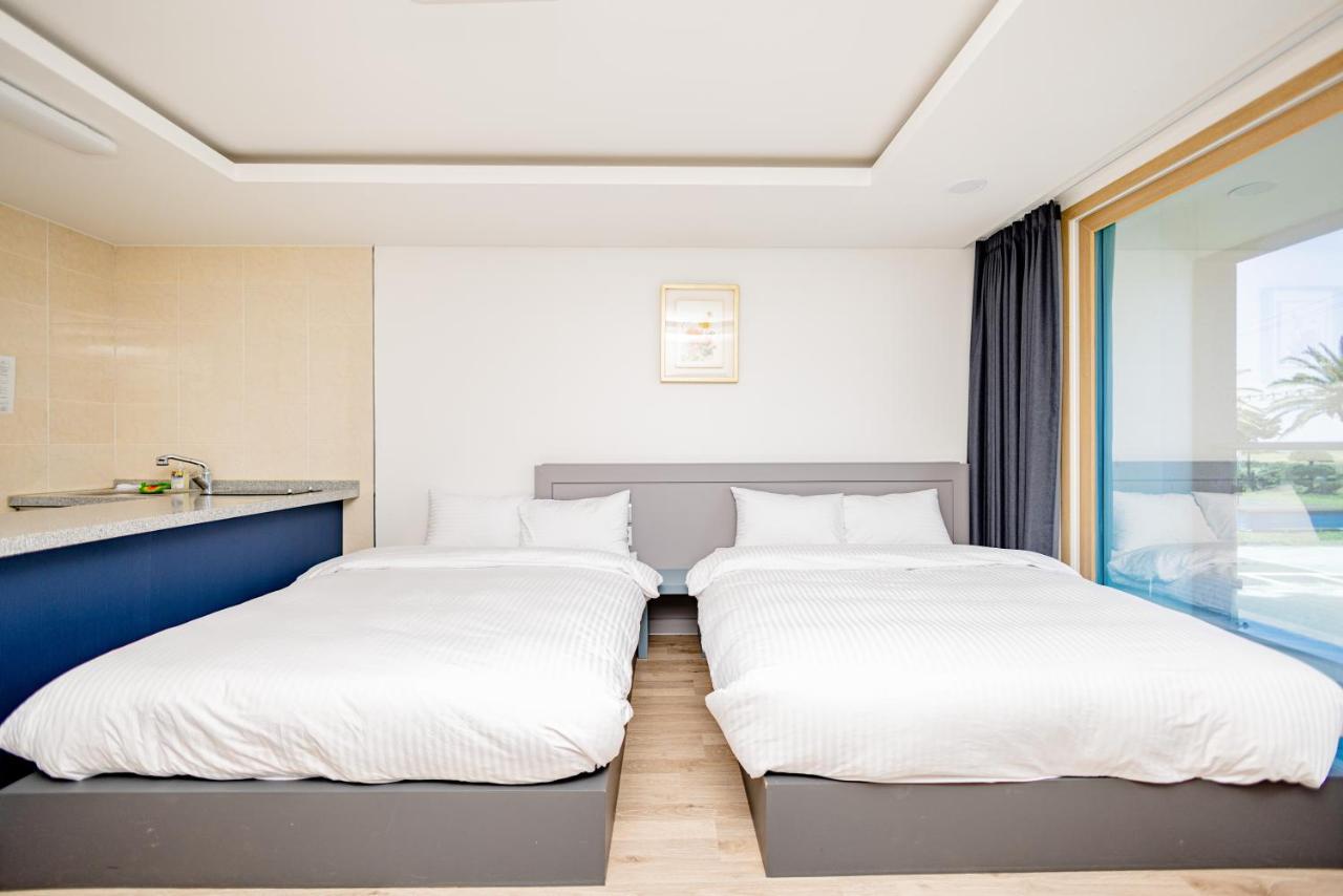Jeju Arumdaun Resort Sihung-ni Exterior photo