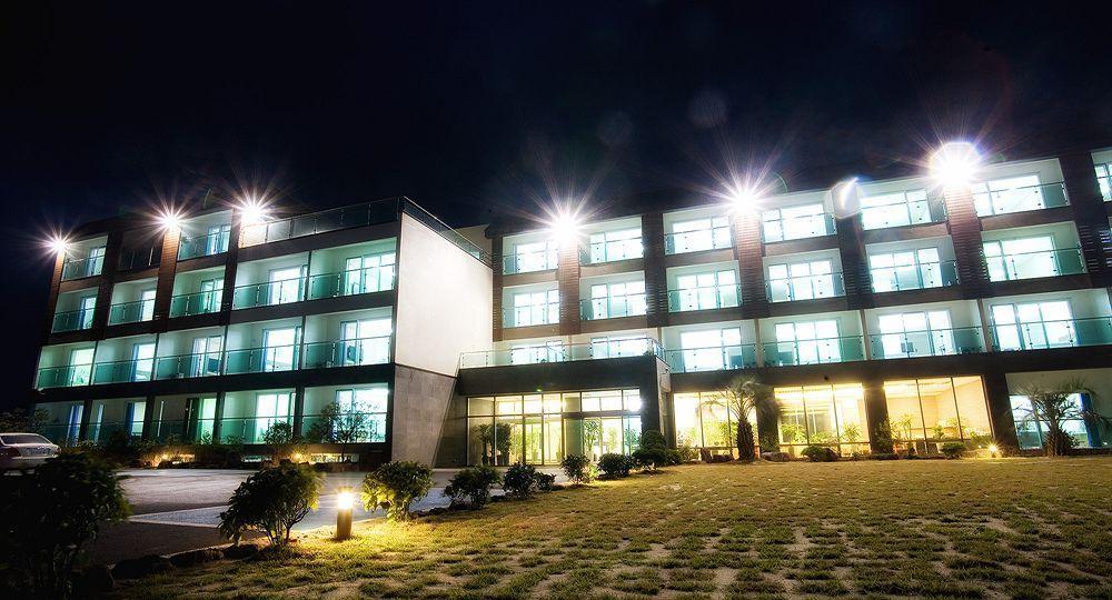 Jeju Arumdaun Resort Sihung-ni Exterior photo